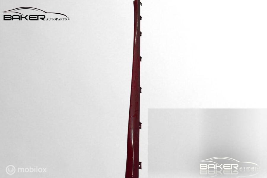 Zijskirt rechts Alfa Romeo Giulietta ('10-'21) 18071338