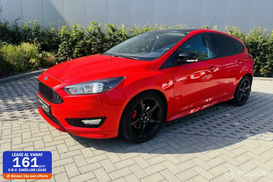 Ford Focus 1.5 Red Edition ST line Cruise 18 inch PDC Navi