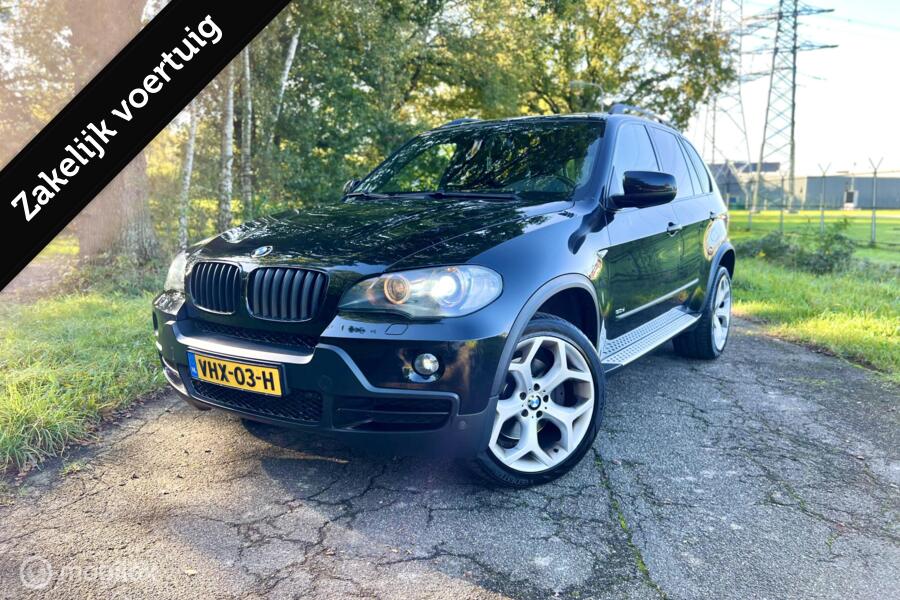 BMW E70 X5 3.0D xDrive Pano Leder CarPlay Stuur.vw  20” ✔️