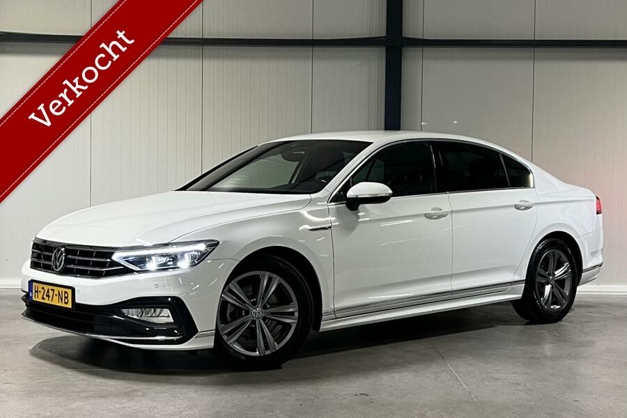 Volkswagen Passat 1.5 TSI 150PK R-line Virtual Trekhaak NAP