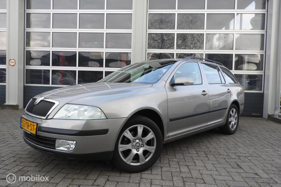 Skoda Octavia Combi 1.6 Ambiente