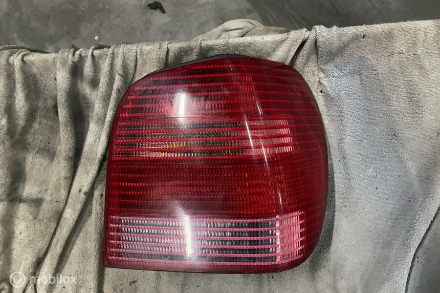 Achterlicht rechts Volkswagen Polo 6N2 ('99-'02)