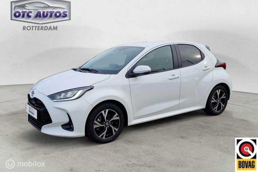 Toyota Yaris 1.5 Hybride Style Edition apple carplay stuur en stoelverwarming camera nieuw