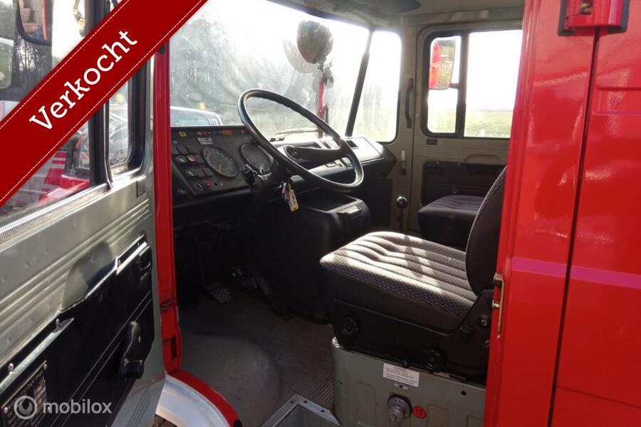 Verkocht Mercedes 409 LF Benzine Kastenwagen 9000 Kilometer
