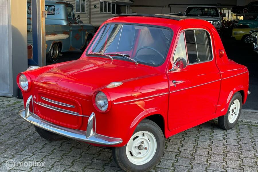 Vespa 400 Rood BJ1958 met NL kenteken!