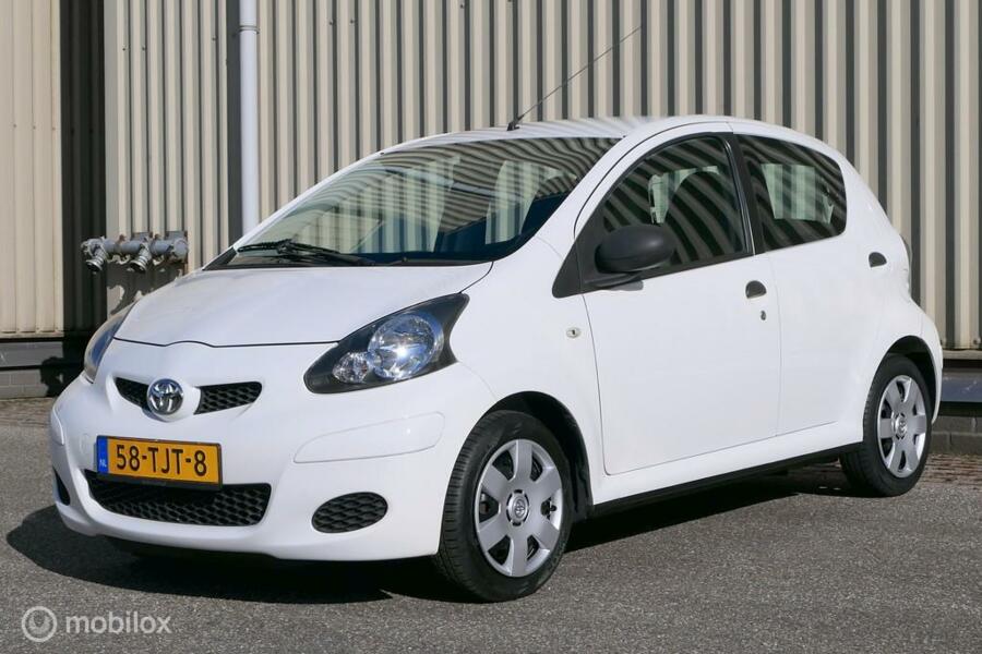 Toyota Aygo 1.0-12V Now - 2e keer -