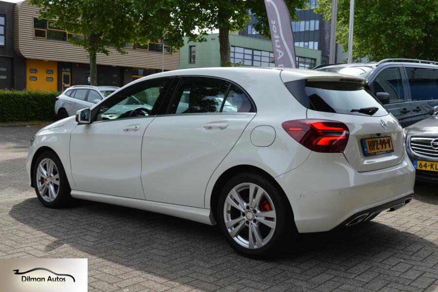 Mercedes A-klasse 160 Ambition AMG Styling/Carplay/Pdc/Mooi!