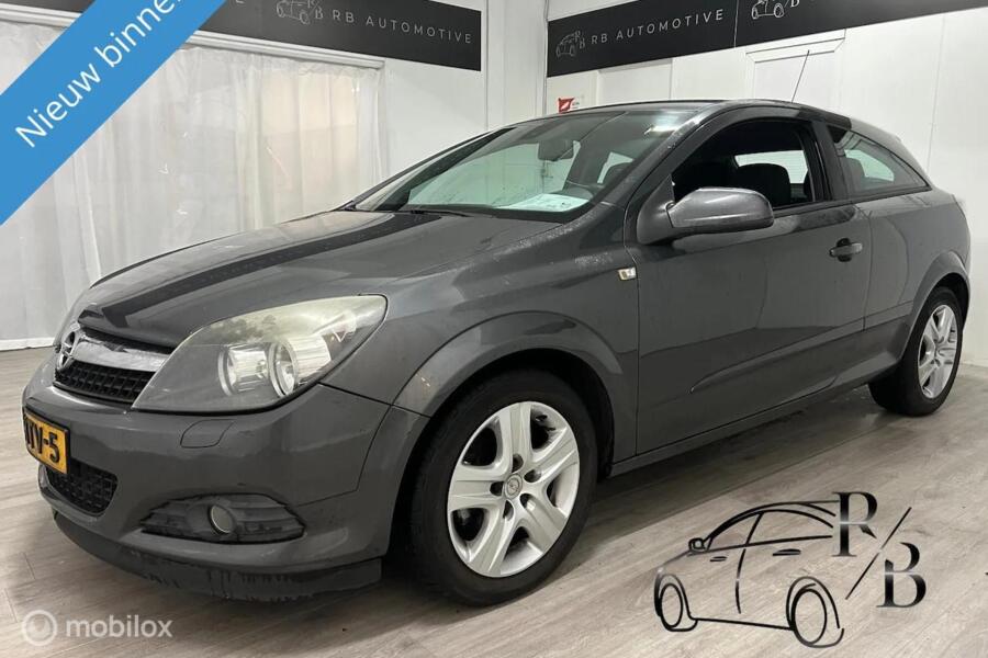 Opel Astra GTC 1.6 Business
