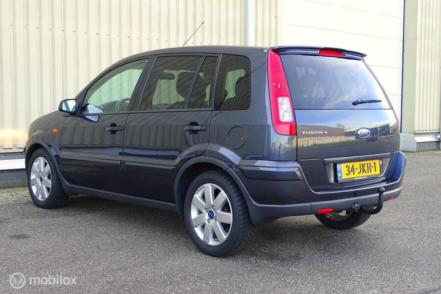 Ford Fusion + 1.6-16V Futura