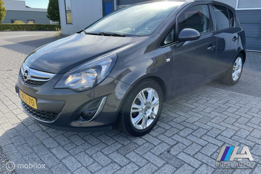 Opel Corsa 1.4-16V BlitZ 5D | 2014 | Navi | Clima | Lmv