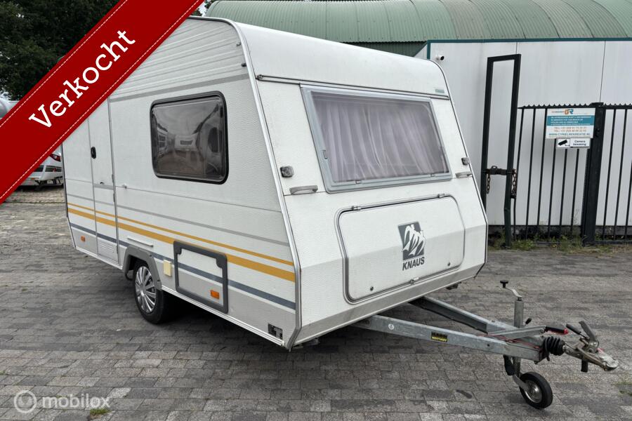 Knaus 395 Country met Dorema voortent