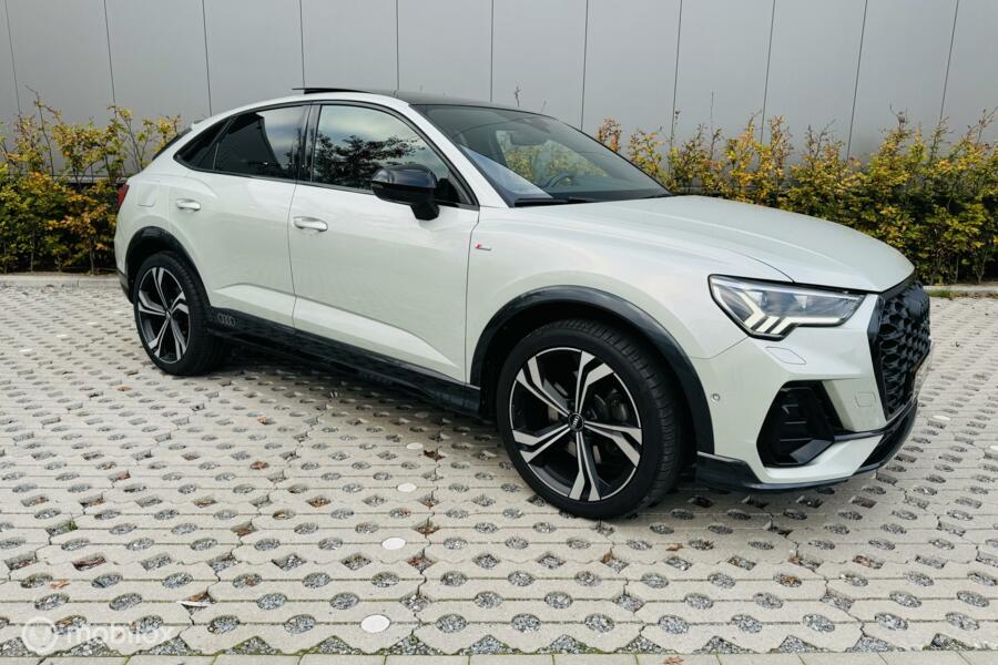 Audi Q3 45 TFSI quattro S Edition/Full Options/Pano/360cam