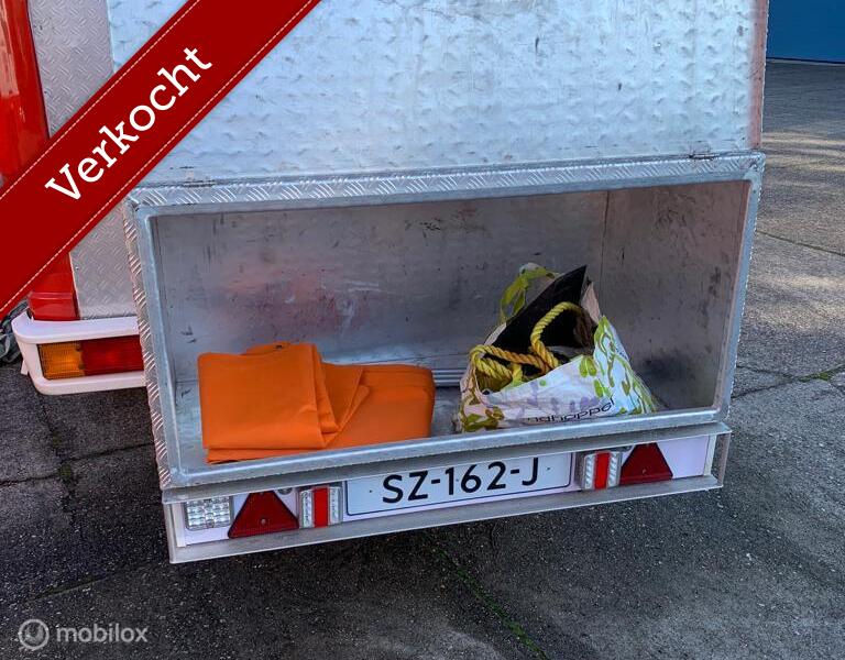 verkocht  Mercedes 609 Vario  Gratis C rijbewijs!!