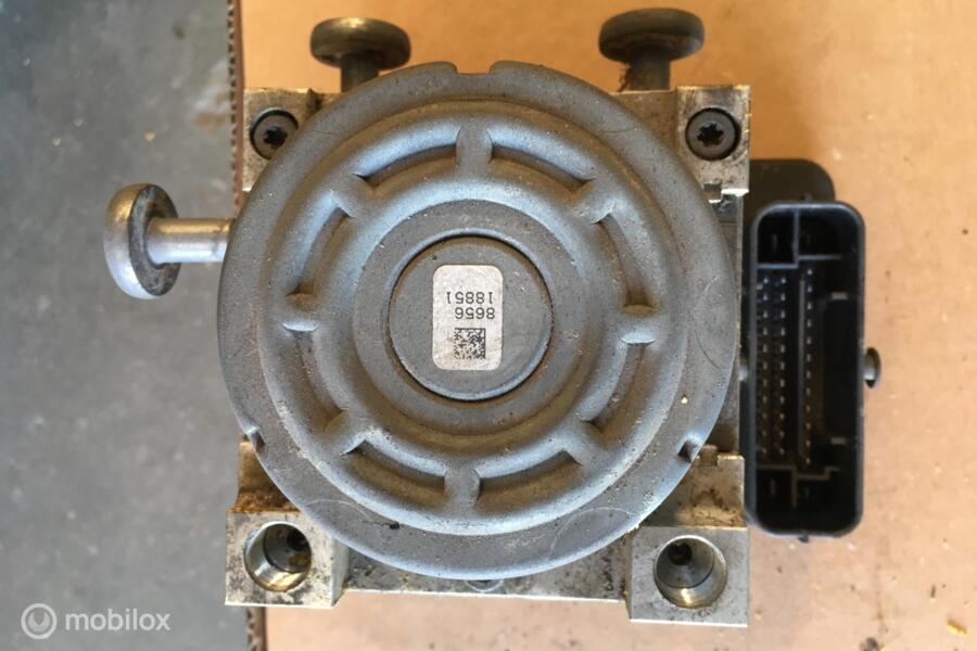 ABS pomp Peugeot 208 ('12->) 9812847880