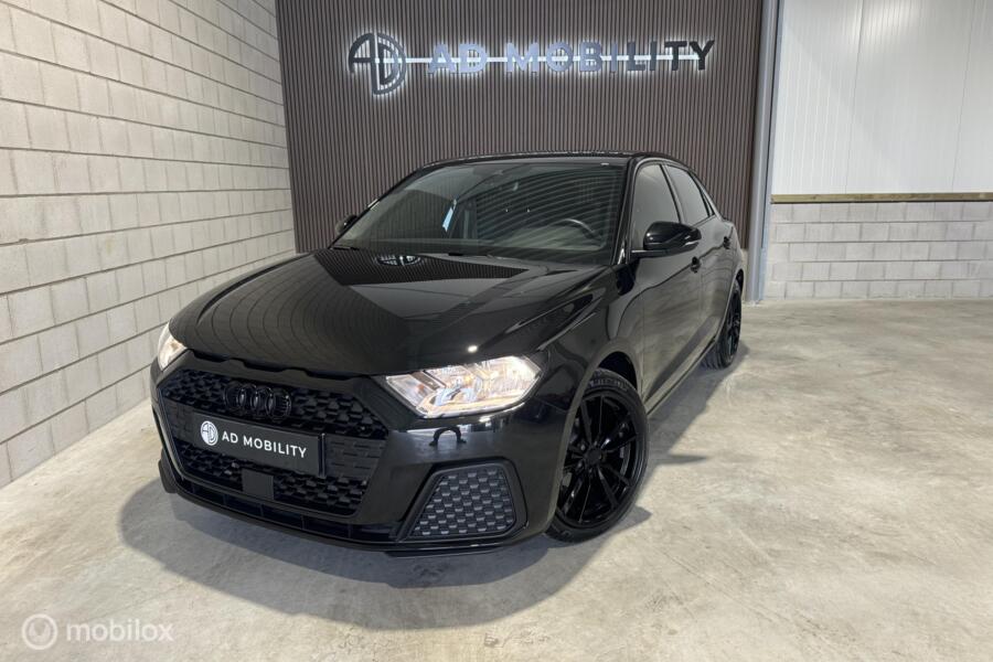 Audi A1 Sportback 25 TFSI S edition DAB, Carplay, Laneassist