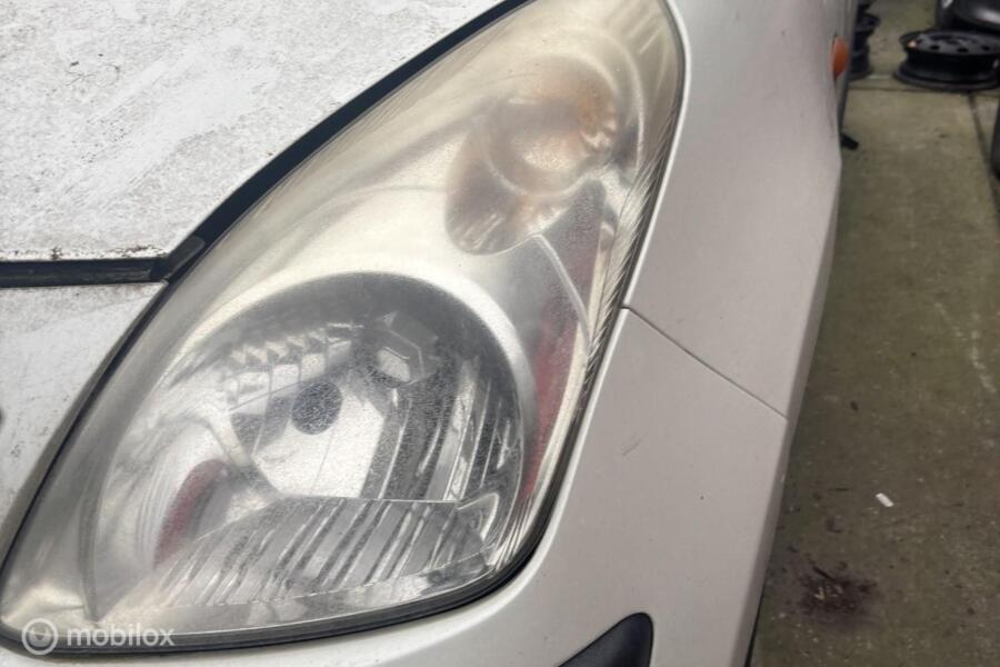 Koplamp links Nissan Pixo ('09-'14)