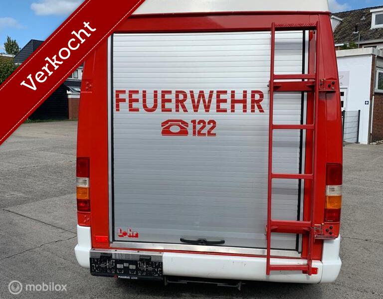 Mercedes Sprinter 4x4  32088 km   412Diesel Perfecte staat