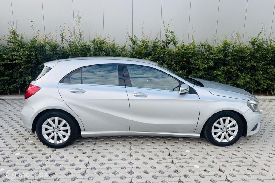 Mercedes A-klasse 180 Edition Navigatie Cruise PDC