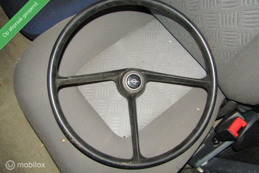 Stuur Opel Kadett B en veel onderdelen