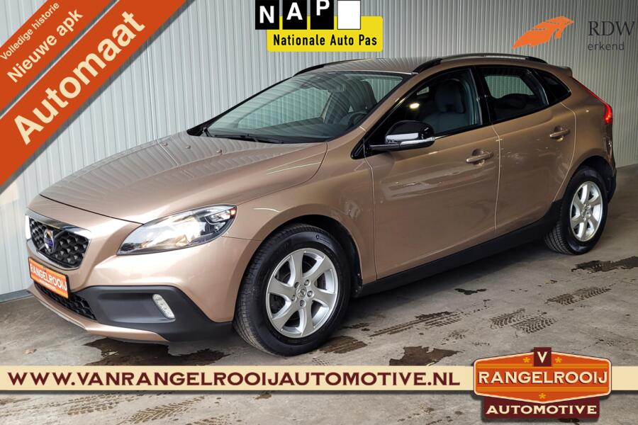 Volvo V40 Cross Country 1.6 T4 Momentum Aut., camera, clima, cruise