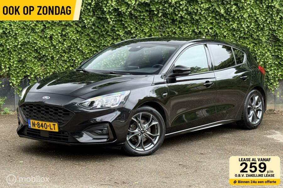 Ford Focus 1.0 EcoBoost ST Line | Carplay | PDC |