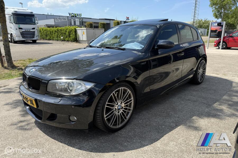 BMW 1-Serie 3.0 130I AUT High Executive YOUNGTIMER M Pakket