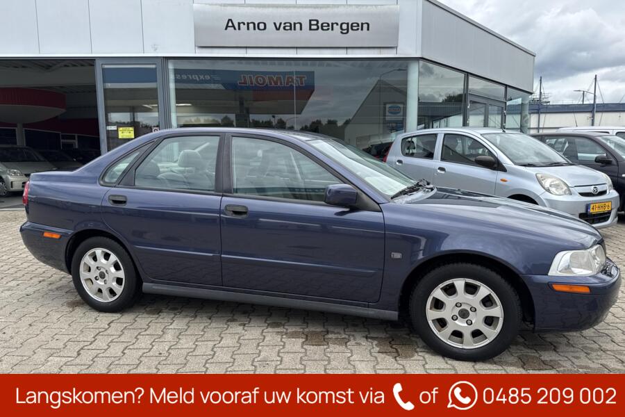 Volvo S40 1.8 Europa, automaat, climatronic, cruisecontrol, navigatie, trekhaak.