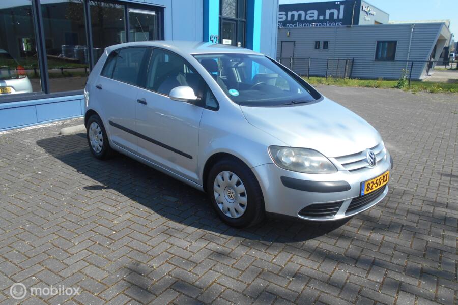 Volkswagen Golf 1.6 FSI Turijn Geringe Km stand!! Automaat!!