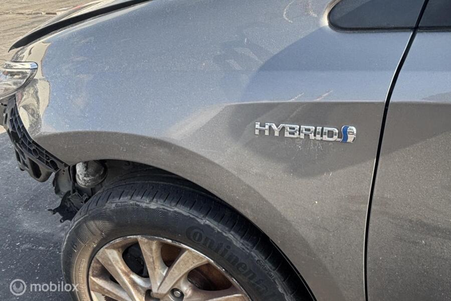 Voorscherm links Toyota Auris Touring Sports ('13-'19)