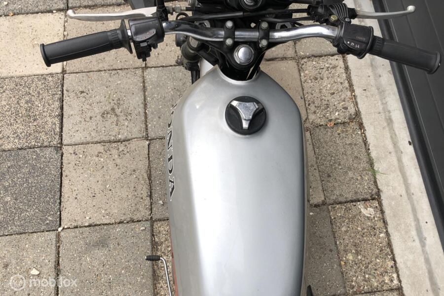 Honda cb125x