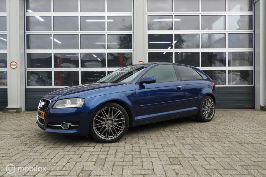 Audi A3  1.4 TFSI , cruise , navi