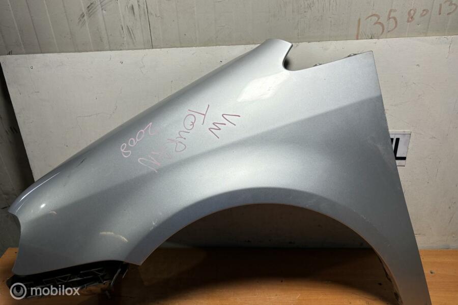 Voorscherm links  Volkswagen Touran II06-'10