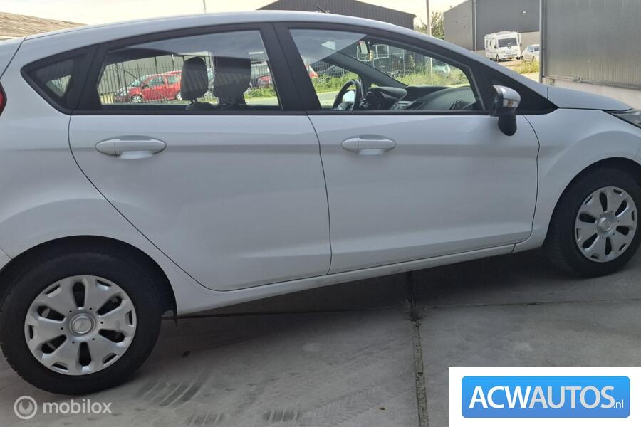 Ford Fiesta 1.5 TDCi Style Ultimate Lease Edition
