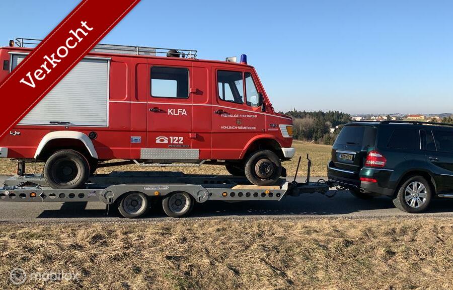 Mercedes 410 4x4 benzine 17duizend kilometer Brandweer 1989