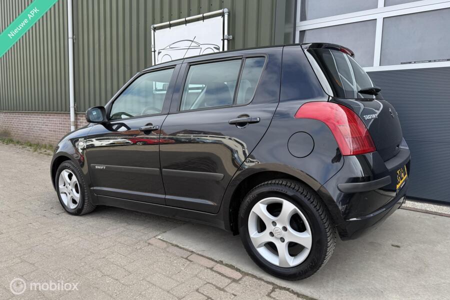 Suzuki Swift 1.5 GLS|Automaat|Airco|Lm velgen|Nieuwe APK|