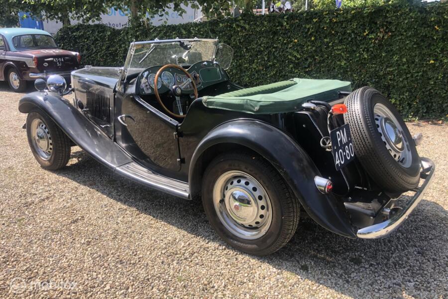 MG TD Roadster