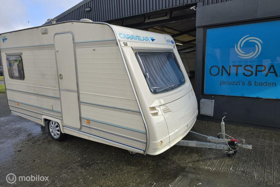 CARAVELAIR 400 2E PINKSTER OPEN voortent/fietsenrek