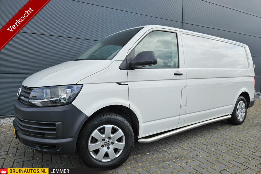 Volkswagen Transporter 2.0 TDI L2H1 Airco Trekhaak Sidebars