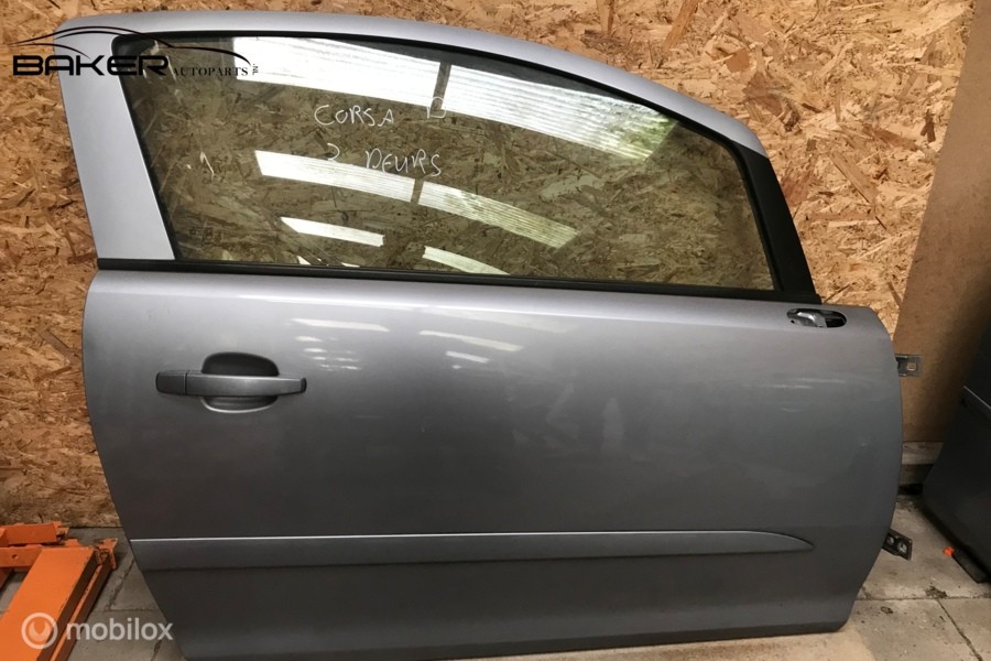 Portier rechtsvoor 3-deurs Opel Corsa D ('06-'15) Z163