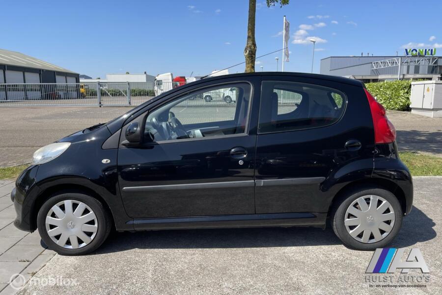 Peugeot 107 1.0 XR 5-Drs | Airco | Lage Kms ! Apk