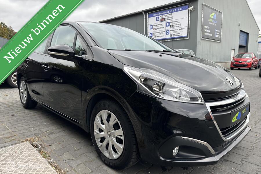 Peugeot 208 1.2 PureTech Active / 2016 /