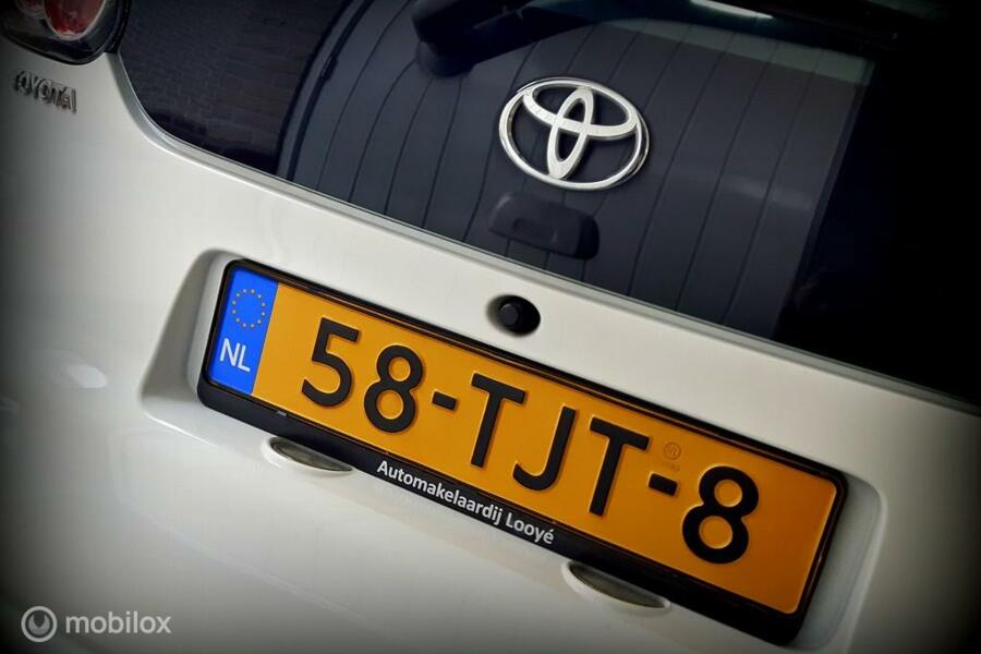 Toyota Aygo 1.0-12V Now - 1e keer -