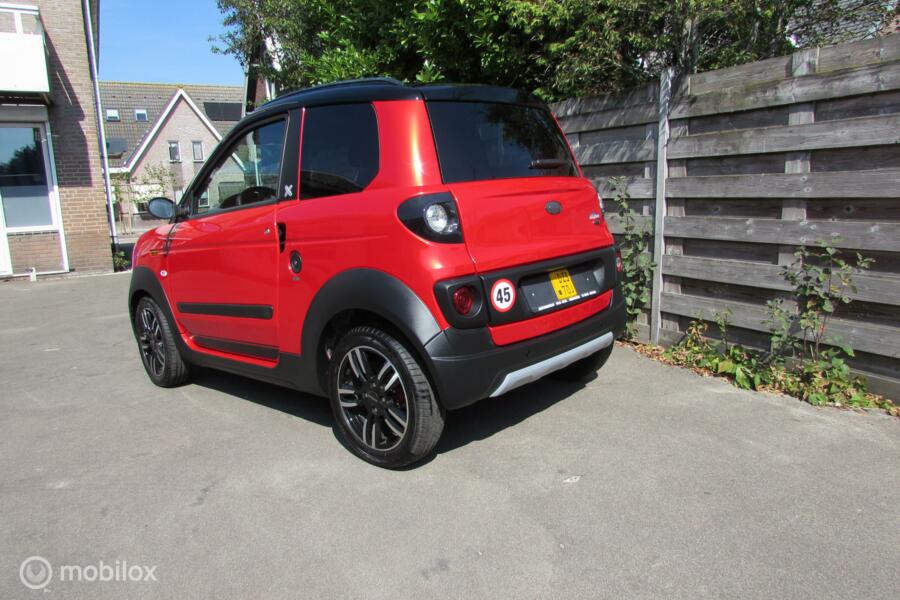 Microcar  M.GO 6 X  DCI