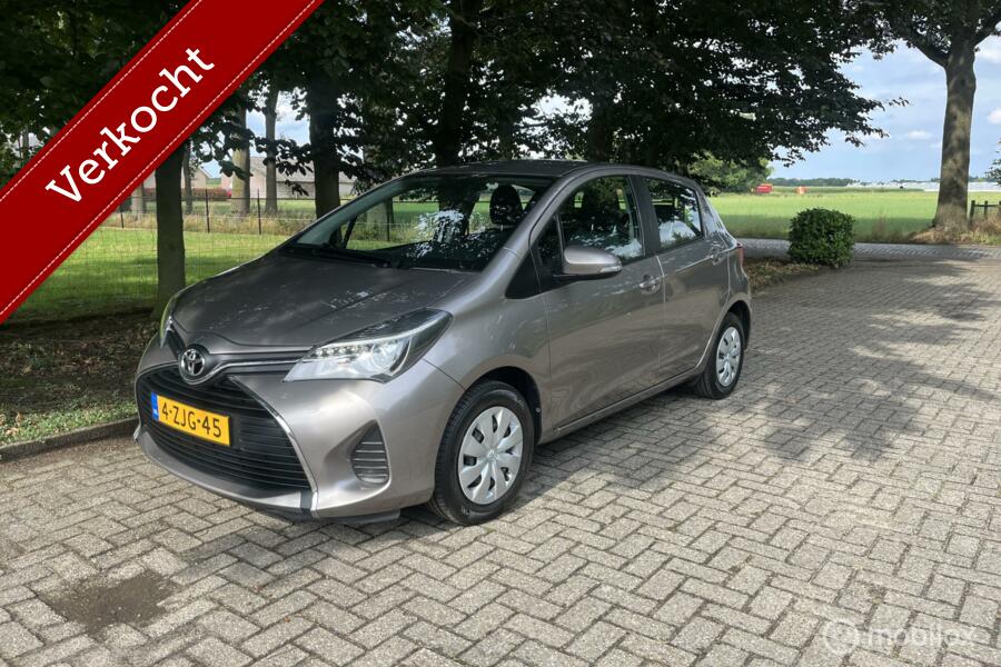 Toyota Yaris 1.0 VVT-i Aspiration camera all in rijklaar
