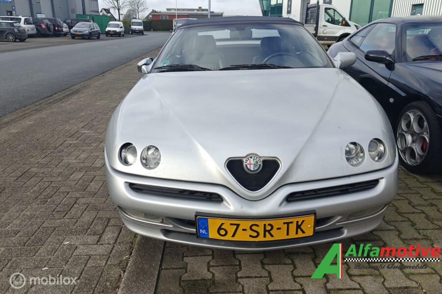 Alfa Romeo Spider 2.0-16V T.Spark L