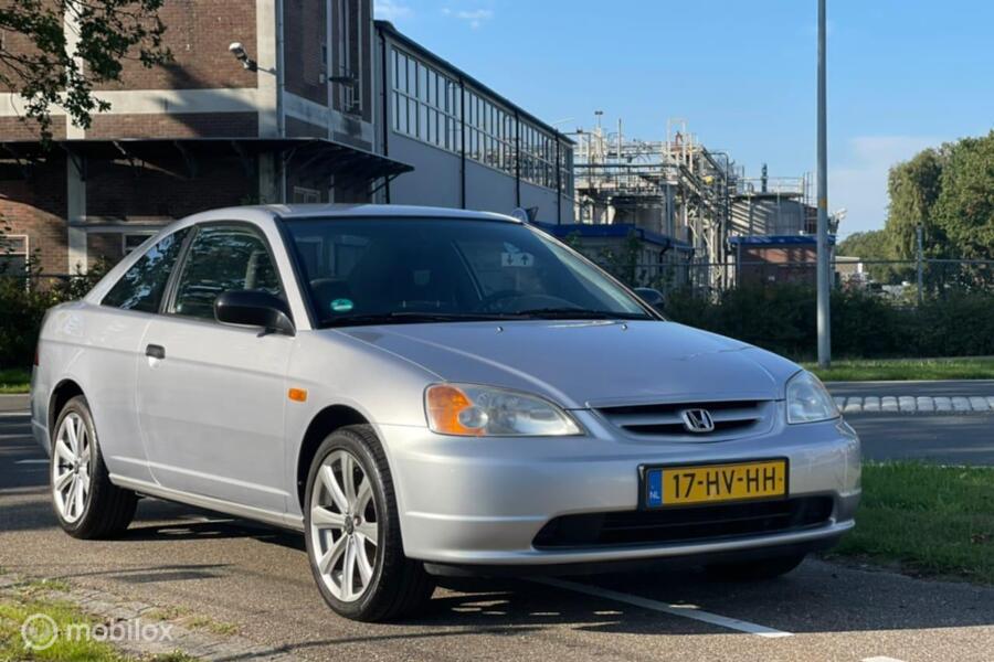 Honda Civic Coupé 1.5i LS VTEC-E