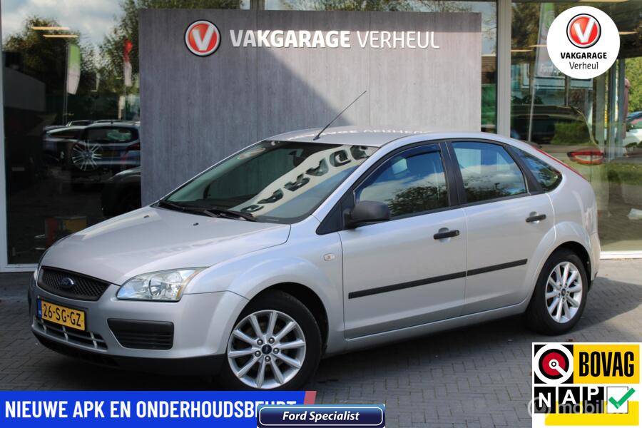 Ford Focus 1.6-16V|105PK|5Drs|Airco|Trekhaak|Boekjes|Nap