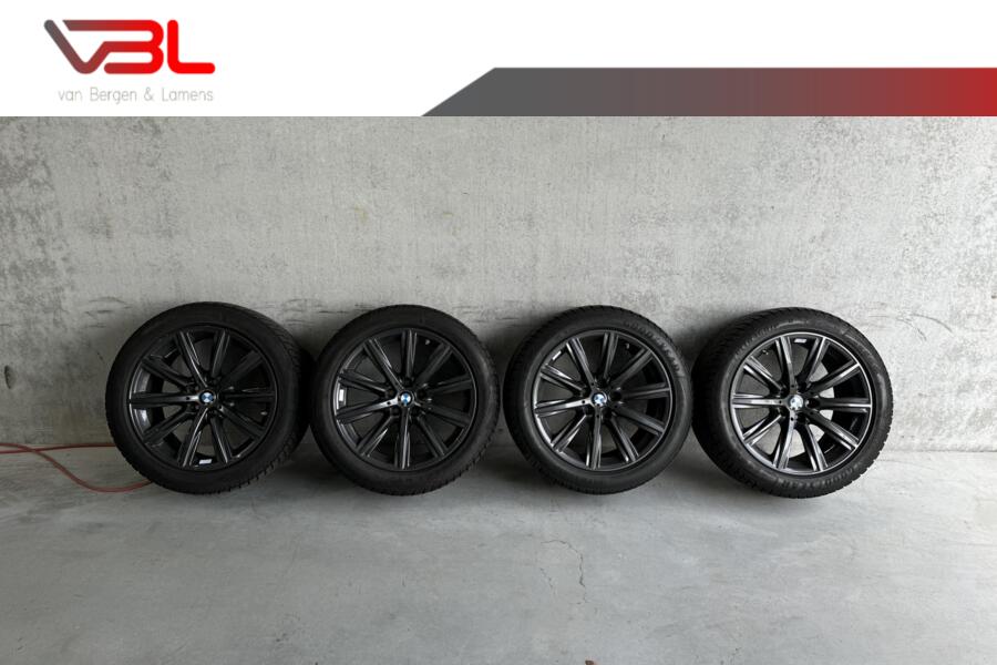 Originele BMW 5 serie Runflat winterbandenset 245/45R18 TPMS