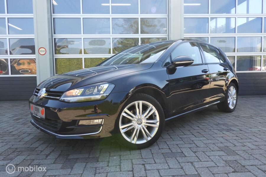 Volkswagen Golf 1.4 TSI Highline, Vol leder , Xenon 140 PK!