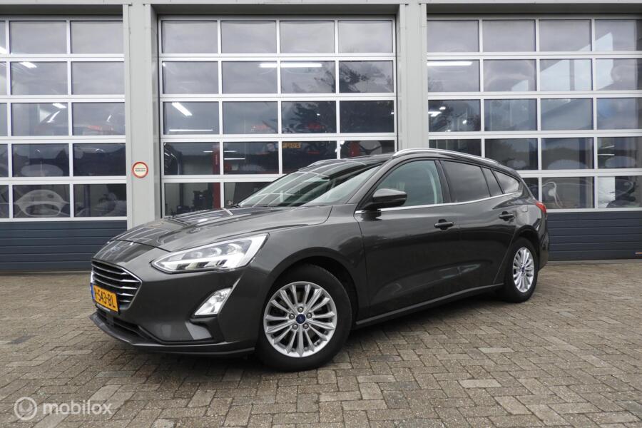 Ford Focus Wagon 1.0 EcoBoost Titanium Business